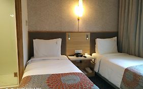 Holiday Inn Express Hyderabad Banjara Hills By Ihg